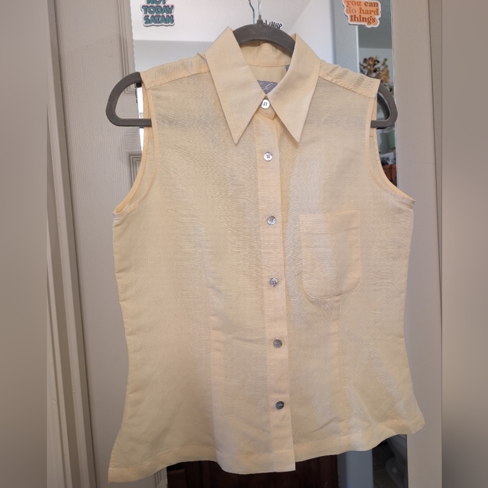 Vintage Liz Claiborne Yellow Collared Blouse